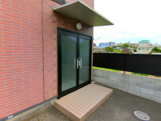 アムールKATAKURAのエントランス