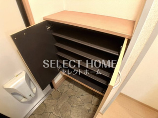 【エントランス】