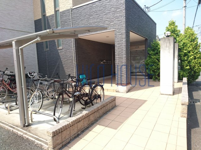 森甚Dのエントランス