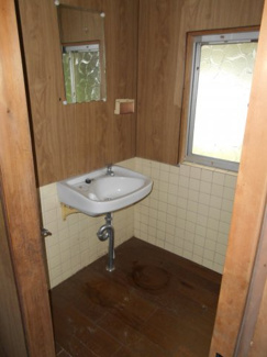 【洗面所】 | 下滝駅前戸建 | 母屋洗面