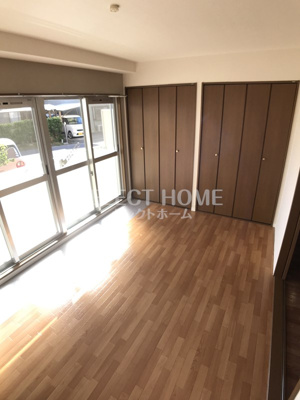 【寝室】 | アビテナポール | 開放的な寝室です