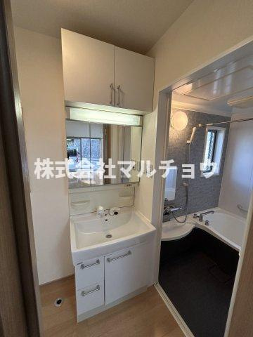 セットハウス3の洗面所