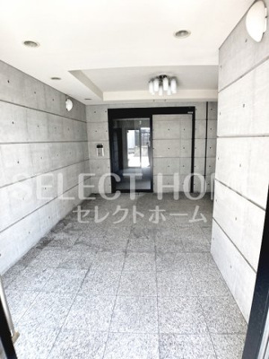 【エントランス】 | エスペロ | 落ち着いたエントランスです