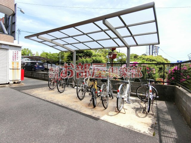 パークアヴェニューのその他共用部分|※現況優先です駐輪場があります