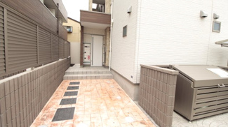 【エントランス】 | オートロック、宅配ボックス、メールボックス完備