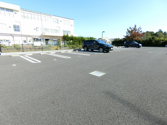 champagne～ri・si・ya～の駐車場