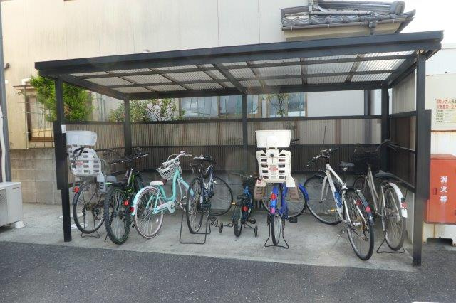 倉敷市茶屋町のアパートのその他共用部分|駐輪場