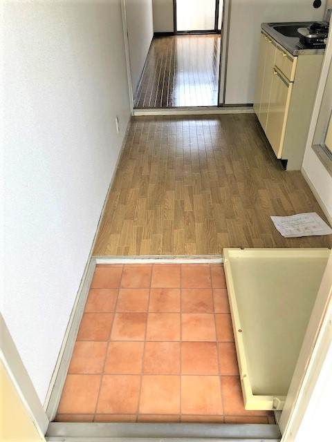 メゾンヤマモトの玄関|イメージになります。