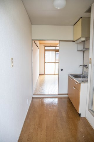 メゾンヤマモトの玄関