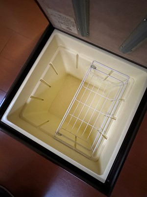 【収納】 | Ｔ・メゾンリビエール | キッチンにある床下収納です！食品・日用品の保存に便利ですよね☆調味料などの買い置きにもぴったり♪