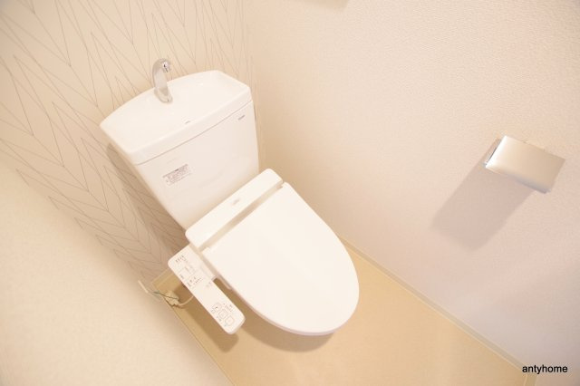 エスリード新大阪グランファースト　仲介手数料無料のトイレ