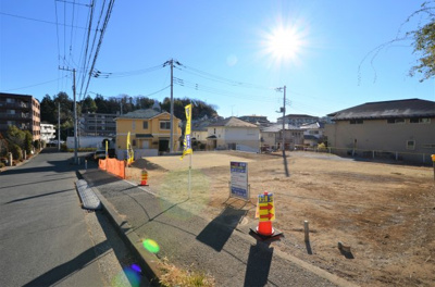 【前面道路含む現地写真】 | 【整形地！】荏田南４丁目【２区画】Ａ区画