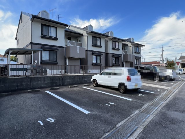 パレスみゆきの駐車場