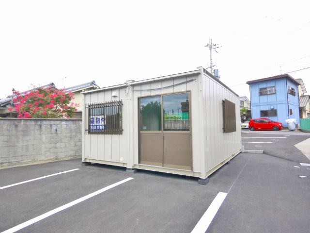 相楽城西店舗の外観