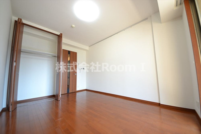 【洋室】 | プロスペクト中之島 | 使い勝手のいい洋室です