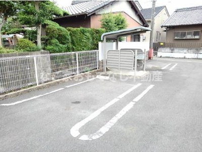 【駐車場】 | ベル　オーブ