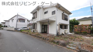 【外観】 | 土地面積291.77平米。駐車2台可。