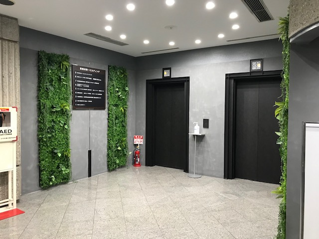 新横浜第一ビルディングのエントランス