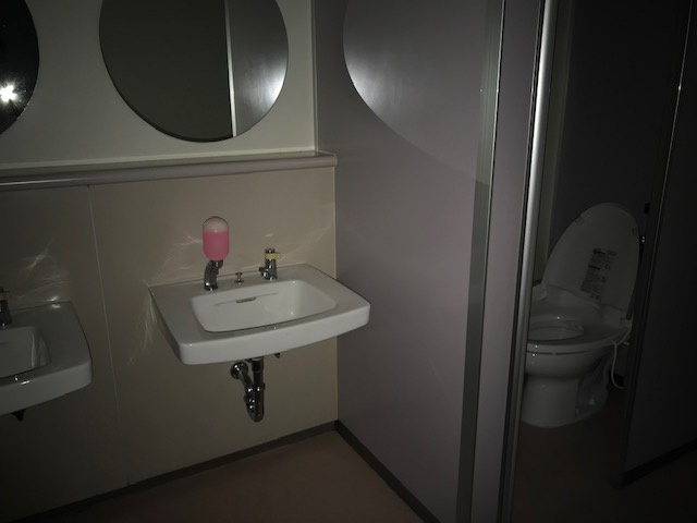 新横浜第一ビルディングの洗面所