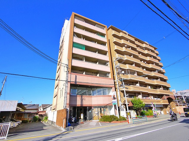 朝日プラザ奈良プレシオの外観