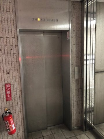 新宿区四谷４丁目の事務所の設備