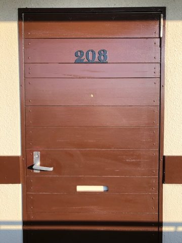 シャローム山城の玄関