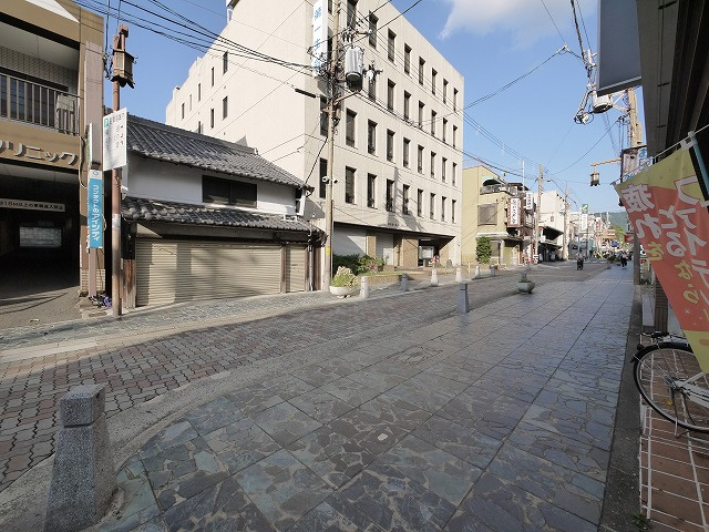 三条ビルの周辺