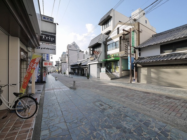 三条ビルの周辺