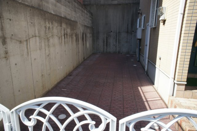 明石市和坂１丁目の一戸建ての駐車場