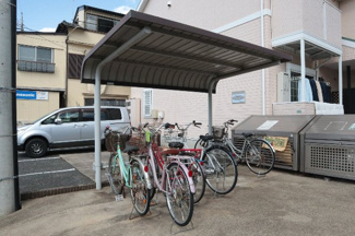 【その他共用部分】 | 敷地内駐輪場です