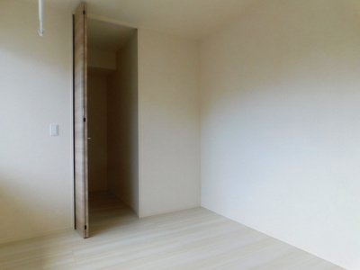 【洋室】 | リアルコートＥ