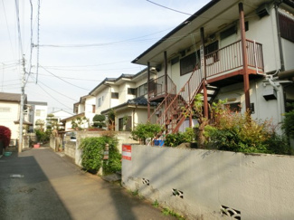 【周辺】 | 建物周辺。