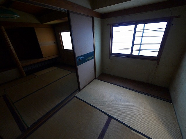 天理三島本通り店舗（三島町）