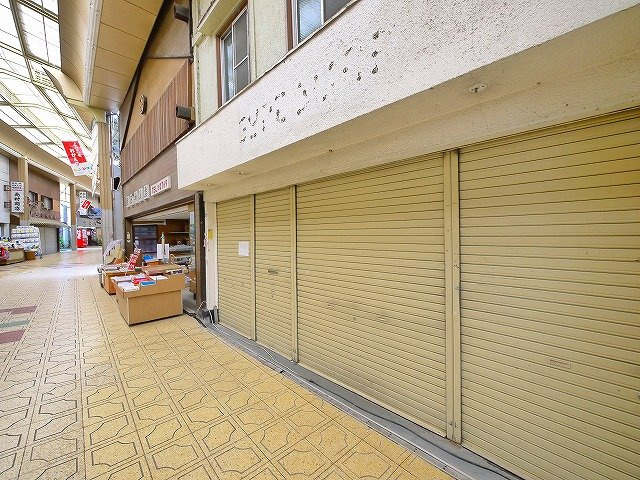 天理三島本通り店舗（三島町）