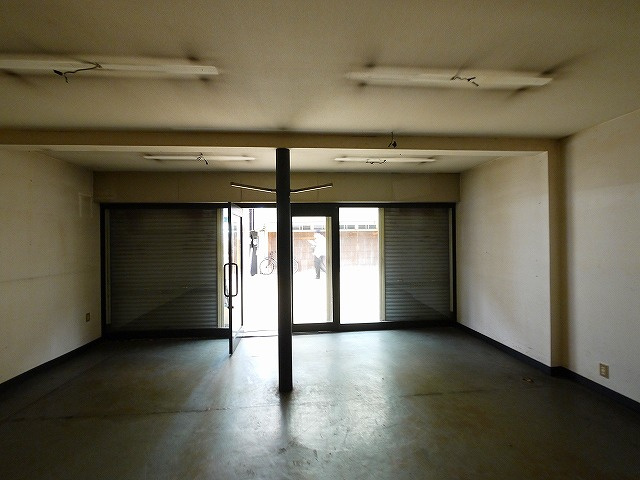 天理三島本通り店舗（三島町）