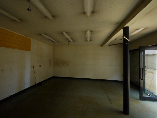 天理三島本通り店舗（三島町）