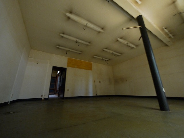 天理三島本通り店舗（三島町）