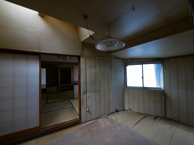 天理三島本通り店舗（三島町）