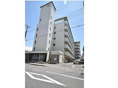 【外観】 | コーポブリューリーブ東観音 | 【資料には掲載していない情報がポイント！】
物件の陽当りや通風・仕様設備や
お部屋の大きさの比較、
近隣・周辺環境や街並みなど、
資料には掲載していない情報が
現地にはたくさんあります。