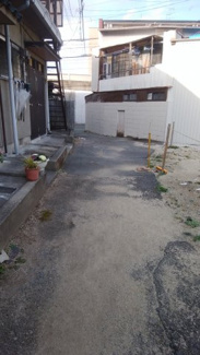 【前面道路含む現地写真】