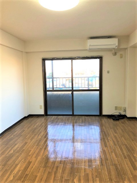 喜志マンションの洋室