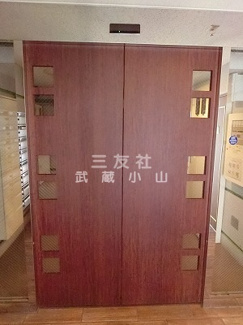 【エントランス】