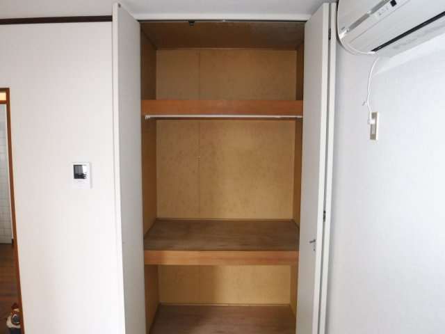 コスモハウスＢ棟の収納