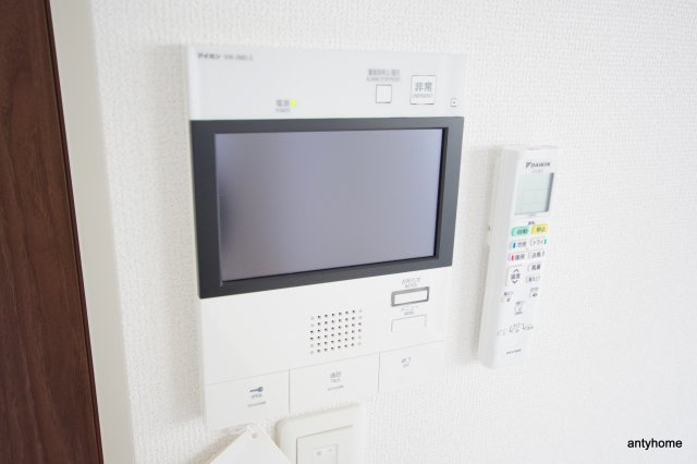 セレニテ新大阪カルム　仲介手数料無料のセキュリティ