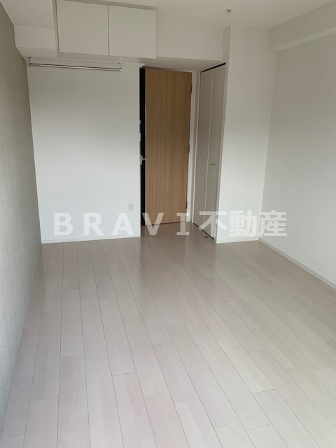 SERENiTE本町reflet（セレニテ本町ルフレ）　BRAVI不動産の寝室|【セレニテ本町ルフレ】使い勝手のいい寝室です