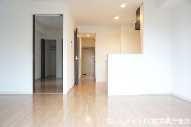 熊本市中央区大江本町の賃貸マンションの居間・リビング