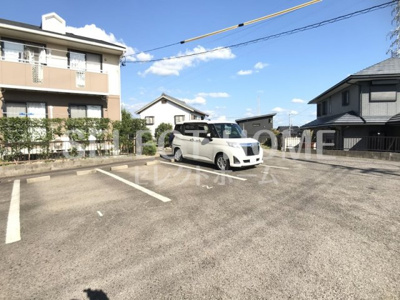 【駐車場】 | セジュール宇頭Ａ | 駐車場があります
