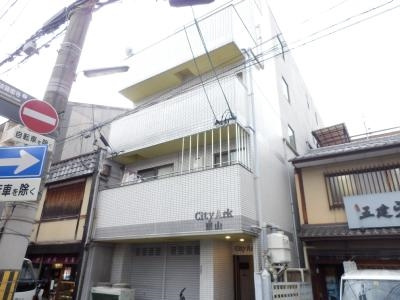 シティアーク東山の外観