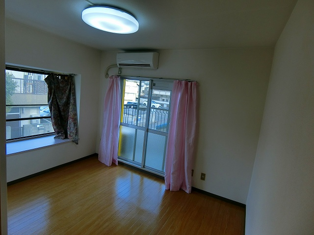 【洋室】 | ハイツシャルム