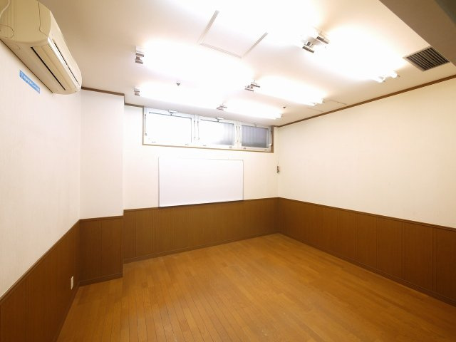 トミオプラザの内装